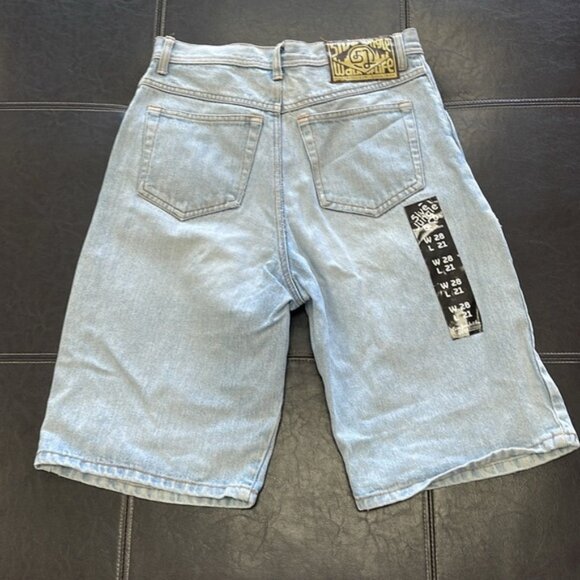 (29) 5ive Jungle & Co Women's Jean Shorts - Picture 8 of 9
